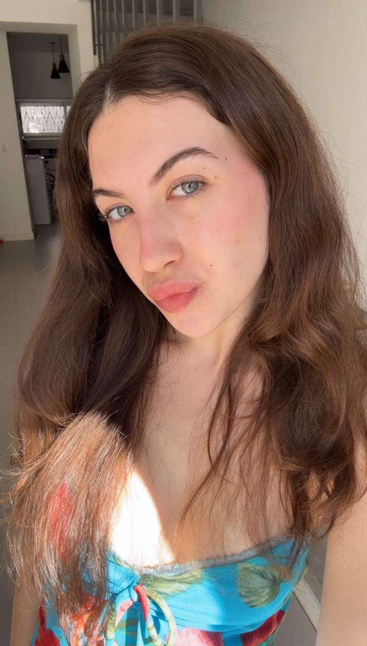 Nude girl Amber in Kito