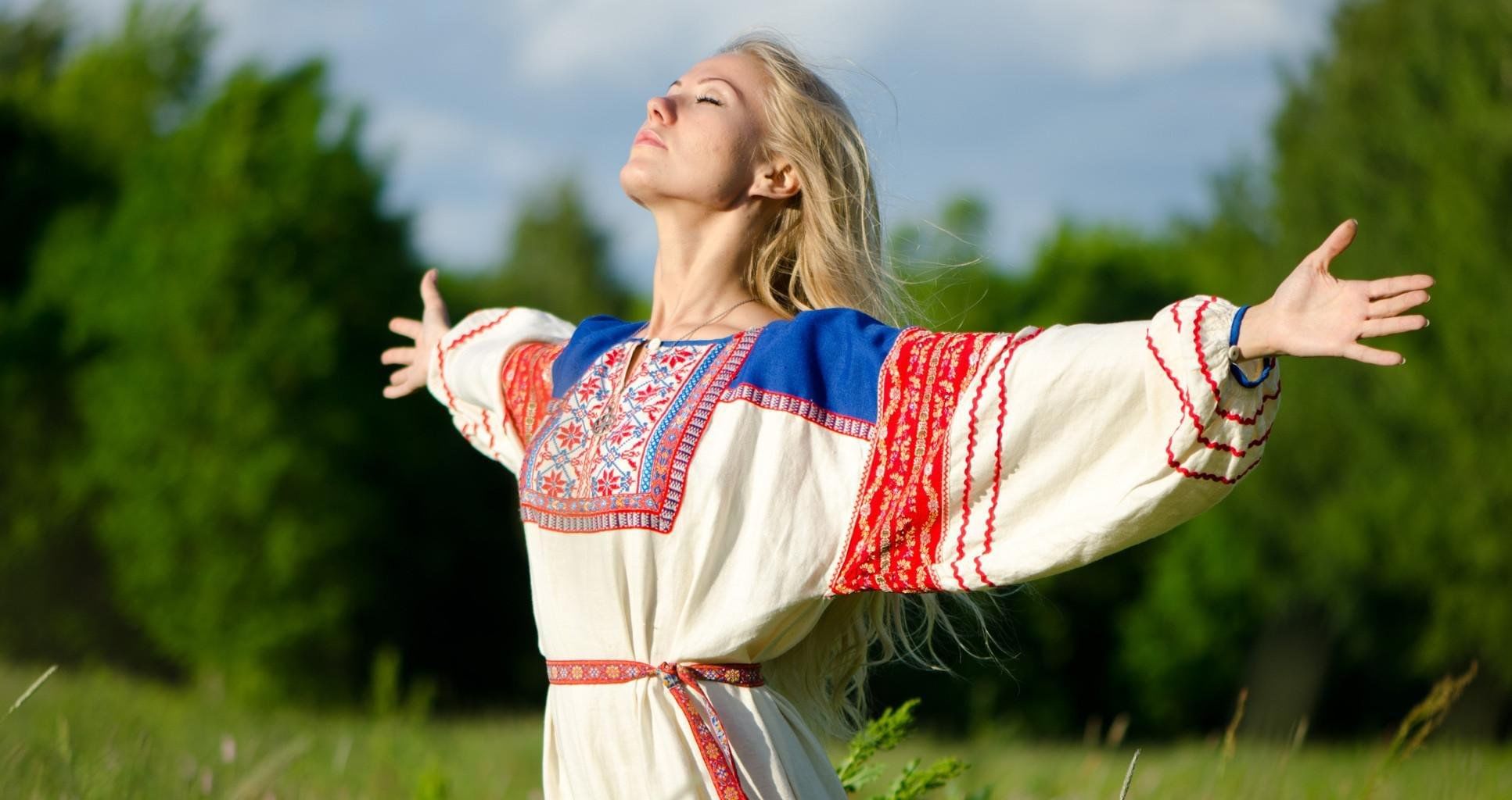 Take a pause and enjoy Slavic women — streaming from Kito
